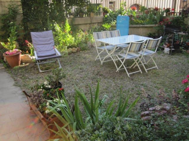 Studio 30 M2 Avec Jardin Dans Maison De Maitre Béziers Buitenkant foto
