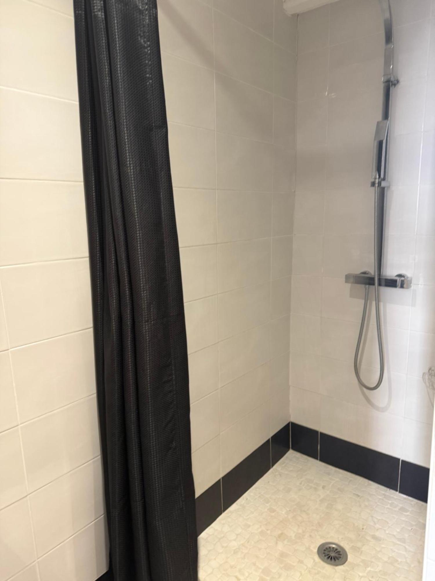 Studio 30 M2 Avec Jardin Dans Maison De Maitre Béziers Buitenkant foto